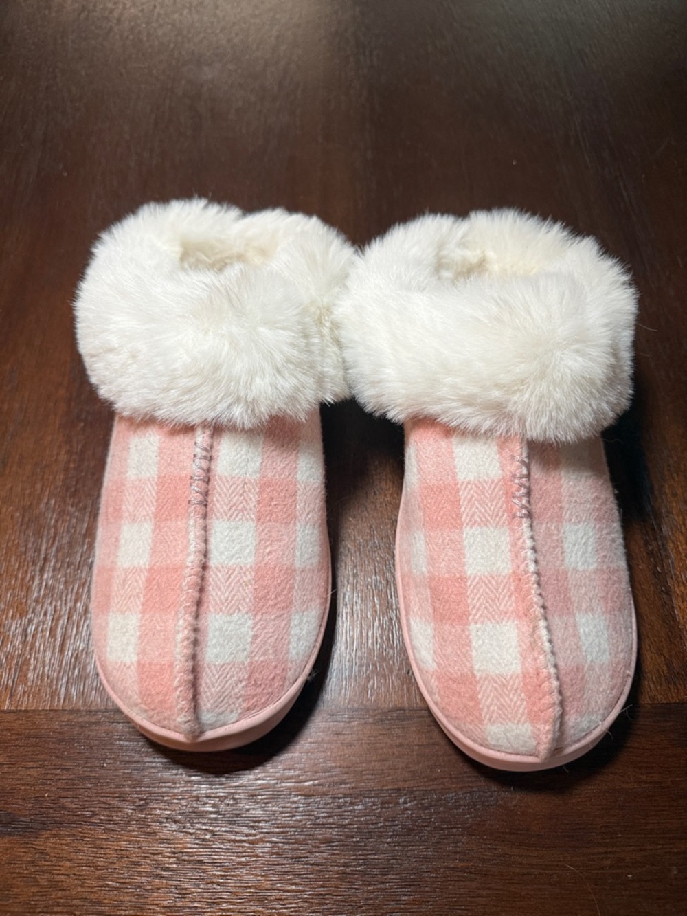 Size 7-8 Lauren Conrad Cozy Pink Plaid Fur-Trim Slip-On Slippers - Women's